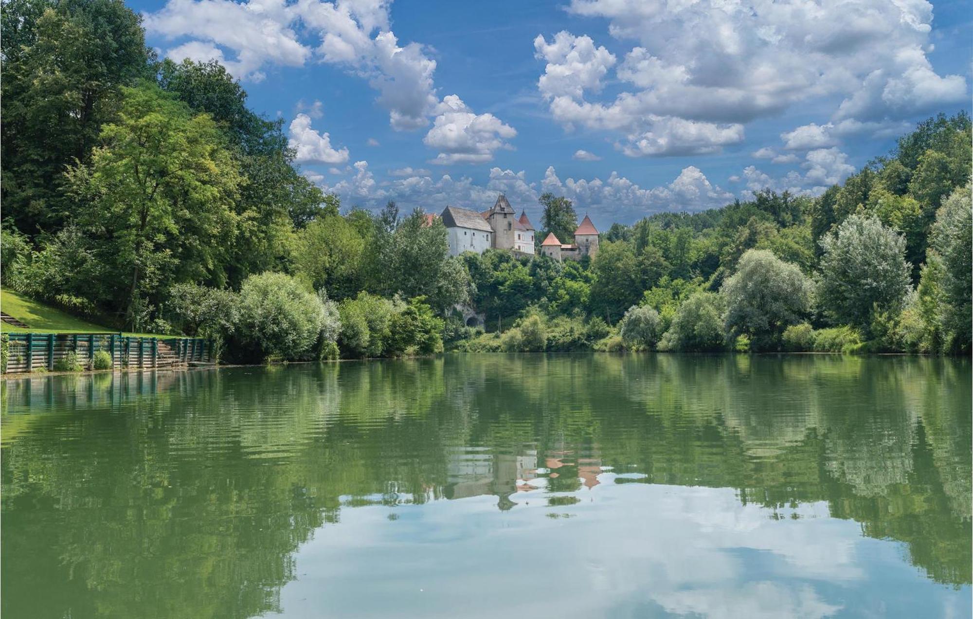 2 Bedroom Gorgeous Home In Gornje Stative Luaran gambar