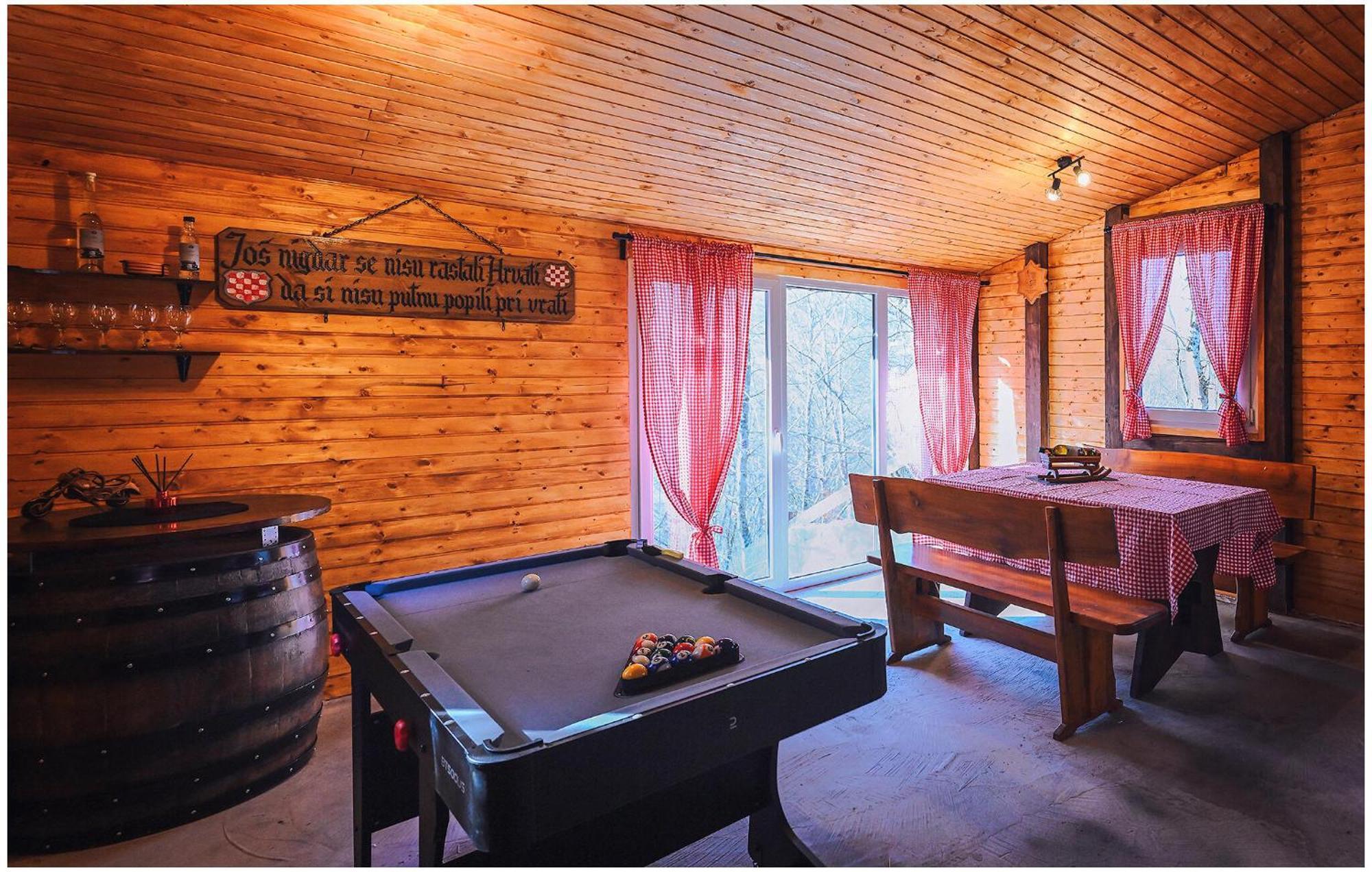 2 Bedroom Gorgeous Home In Gornje Stative Luaran gambar