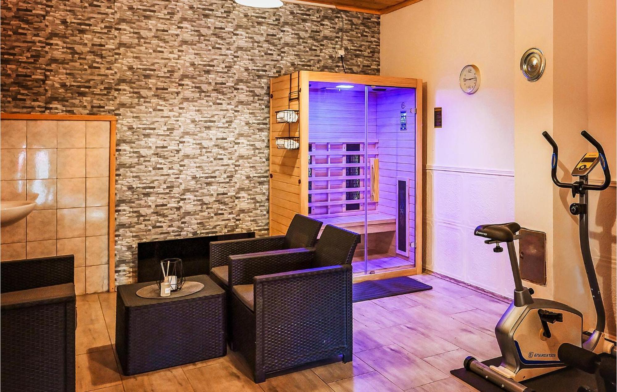 2 Bedroom Gorgeous Home In Gornje Stative Luaran gambar